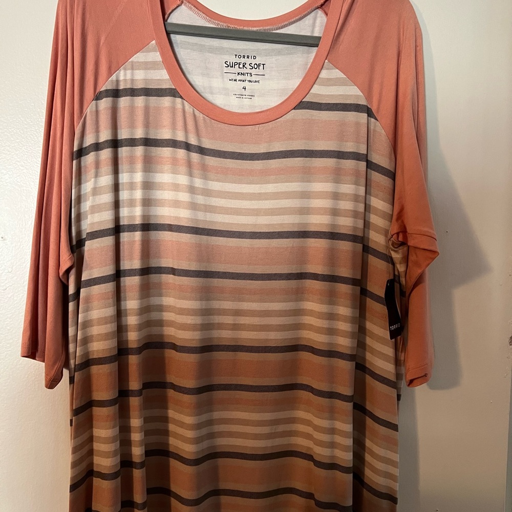 3x striped raglan tee